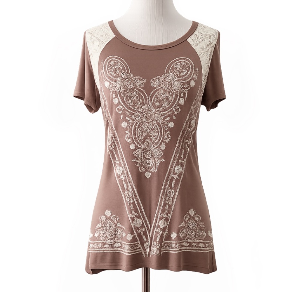 DAYTRIP CROCHETED BACK SHORT SLEEVE SHIRT LIGHT BROWN AND CREAM SIZE SMALL